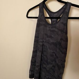 Campion camo tank top